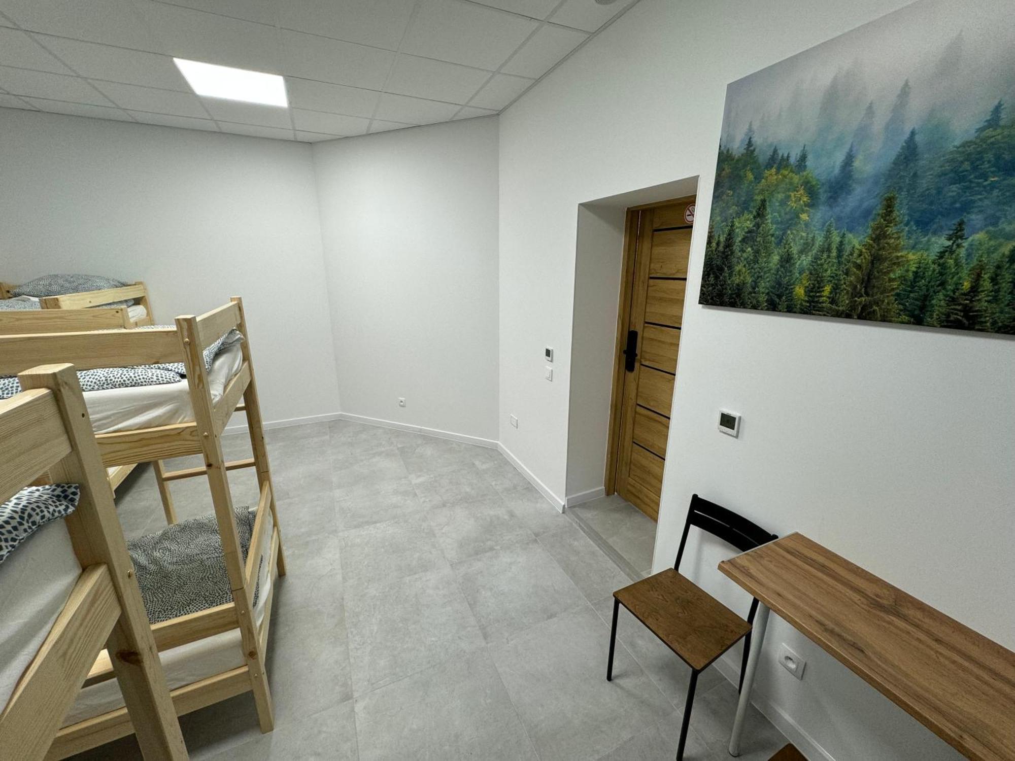 Green Hostel Katowice - 24H Parking Esterno foto