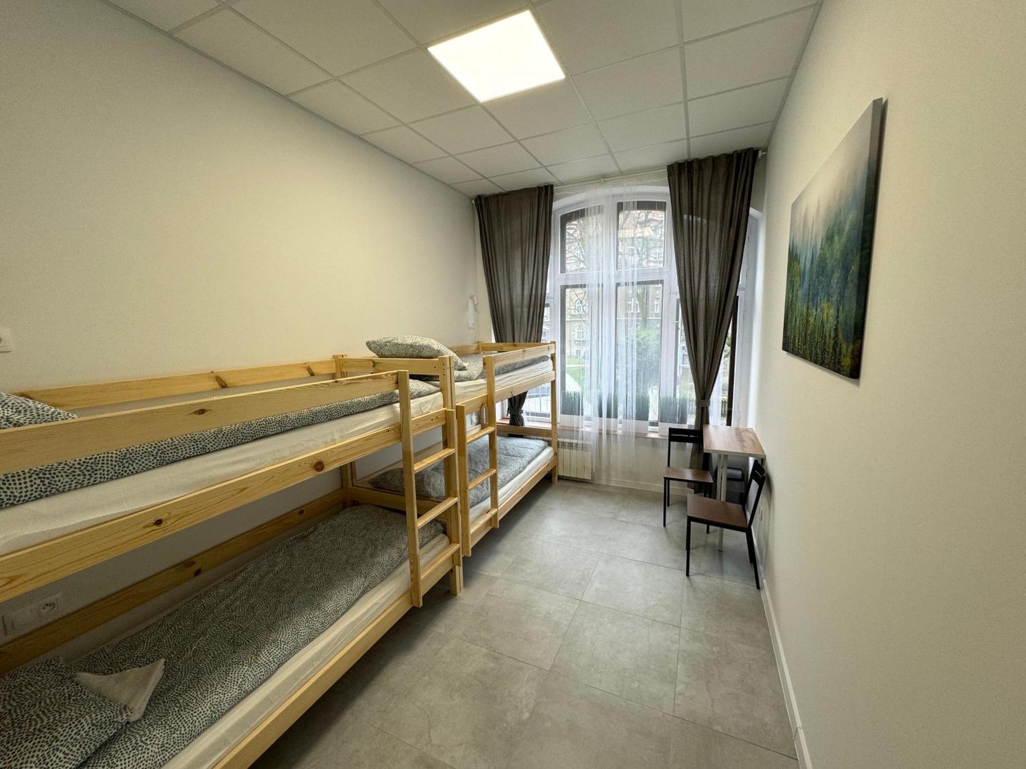 Green Hostel Katowice - 24H Parking Esterno foto