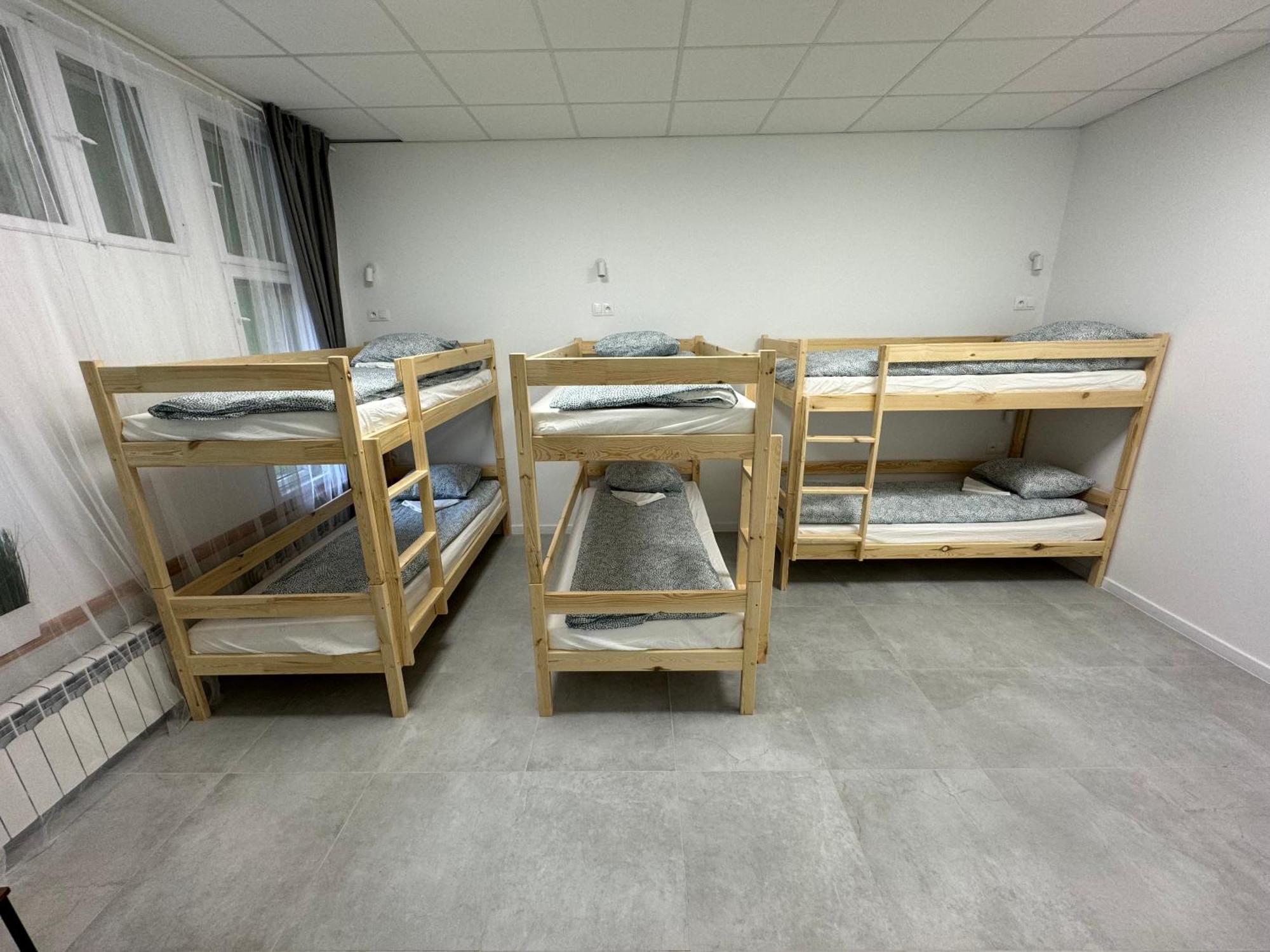 Green Hostel Katowice - 24H Parking Esterno foto